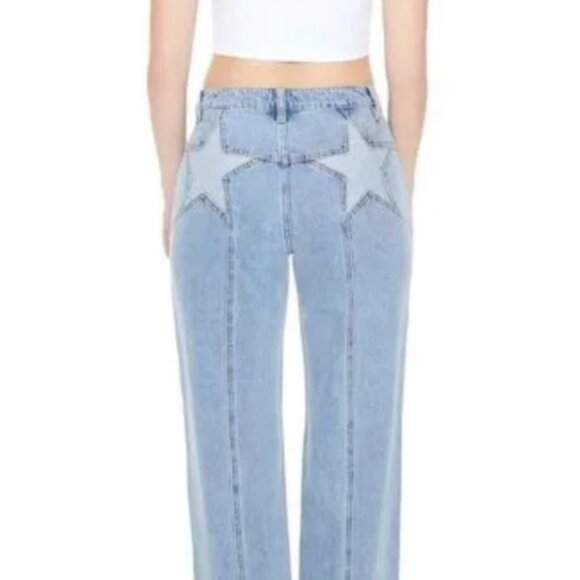 Forever 21 90s Fit Straight Leg Jeans w/ Star Back Pocket 100% Cotton Denim - Picture 1 of 11